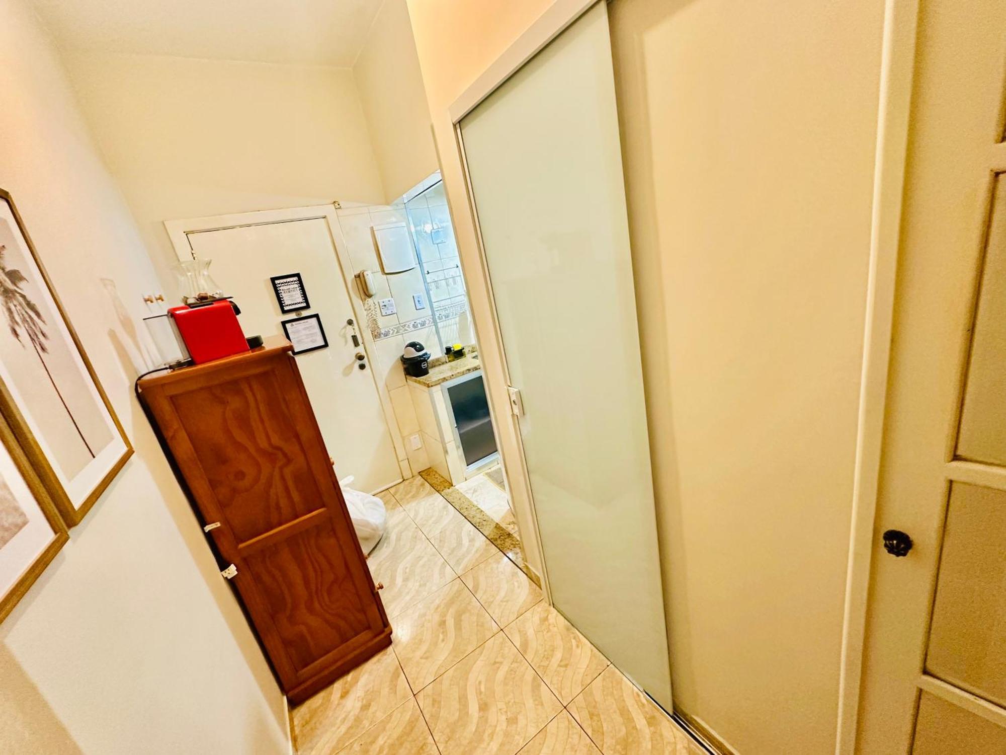 Apartamento Ocean Post 4 Copacabana - Completo No Ponto De Copacabana , A 200m Da E 350m Do Metro *