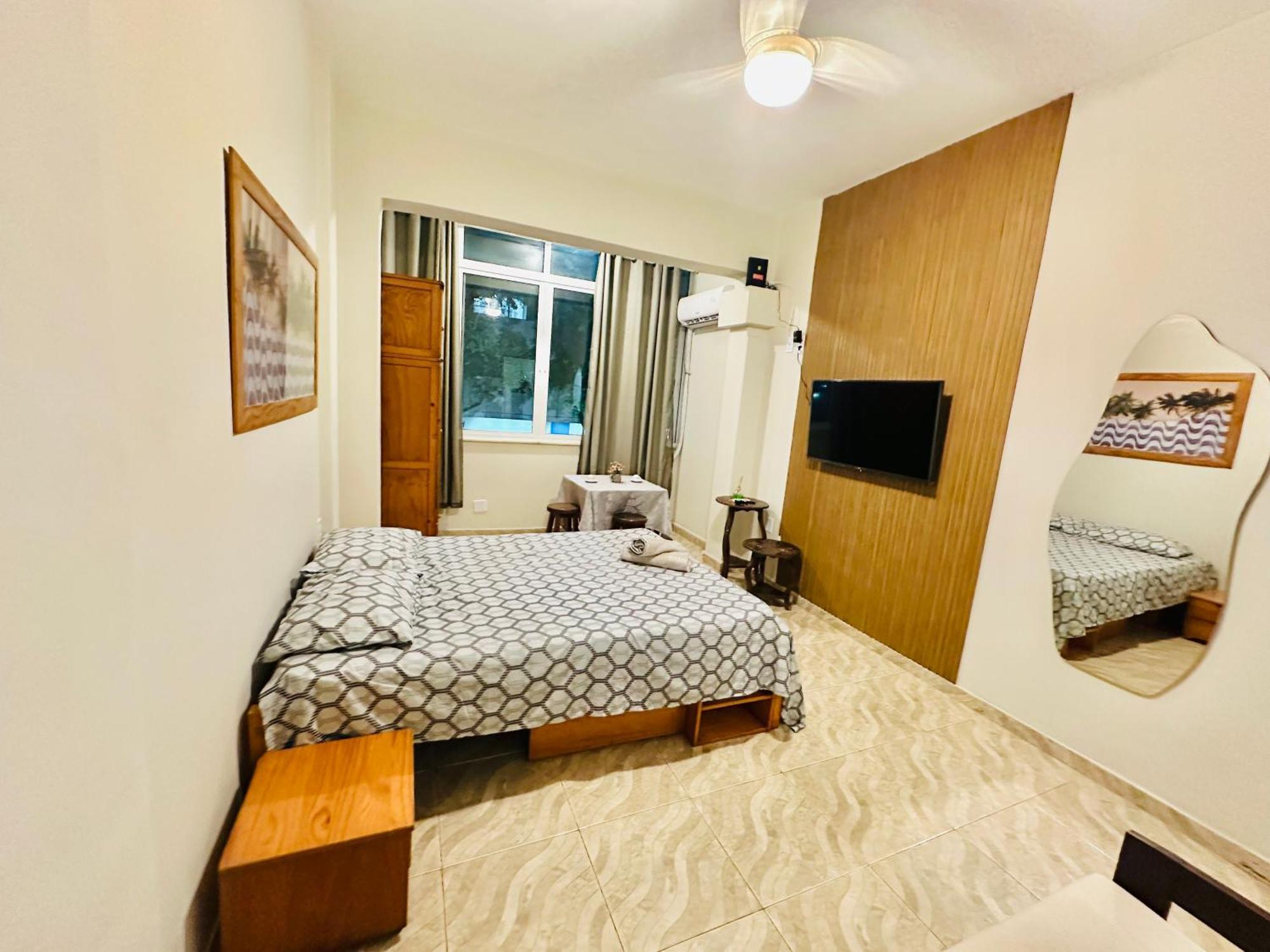 Ocean Post 4 Copacabana - Completo No Ponto De Copacabana , A 200m Da E 350m Do Metro Apartamento *
